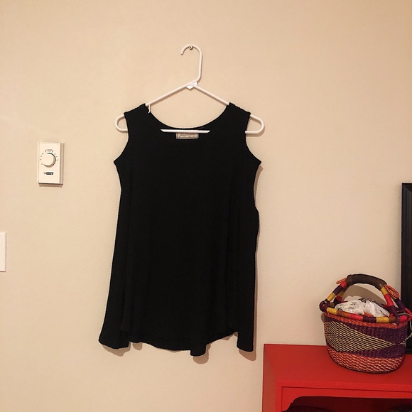 Shoulder Cut Out Sweater - Picture 2 of 2